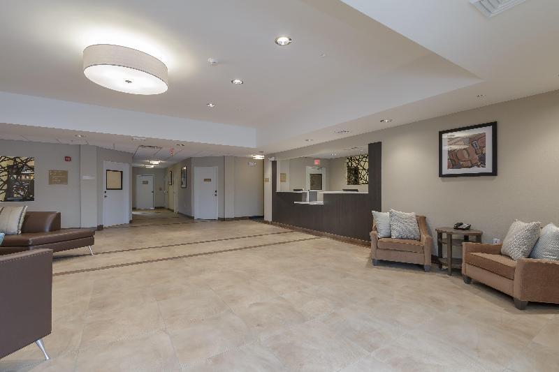 هتل Candlewood Suites Mishawaka, An Ihg