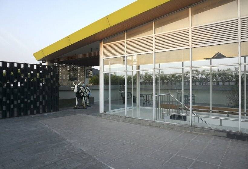 Sans Hotel Grand Omah Sastro