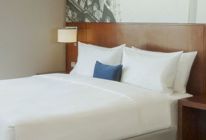 هتل Hyatt Place West London Hayes