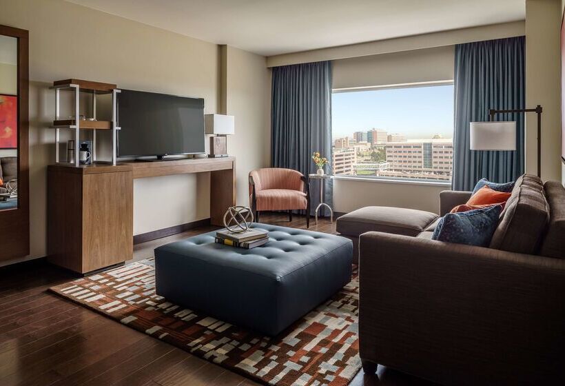 هتل Hyatt Regency Aurora Denver Conference Center