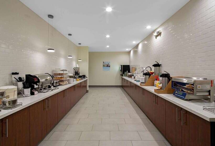 Отель La Quinta By Wyndham Morgan Hill San Jose South