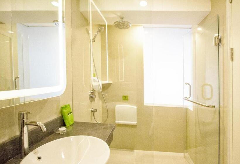 Maxonehotels.com Resort Makassar