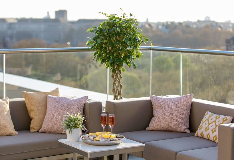 هتل Park Plaza London Waterloo