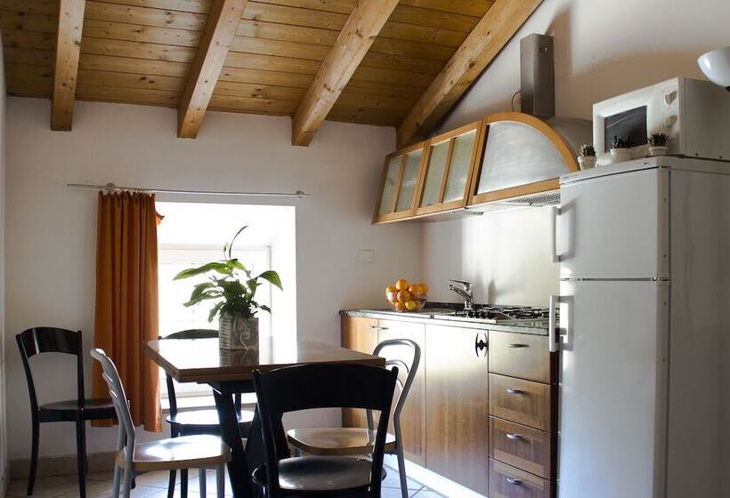 هتل Residence Santa Caterina