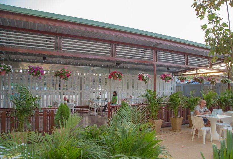 هتل Smile Residence
