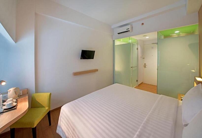 Whiz Prime Hotel Megamas Manado