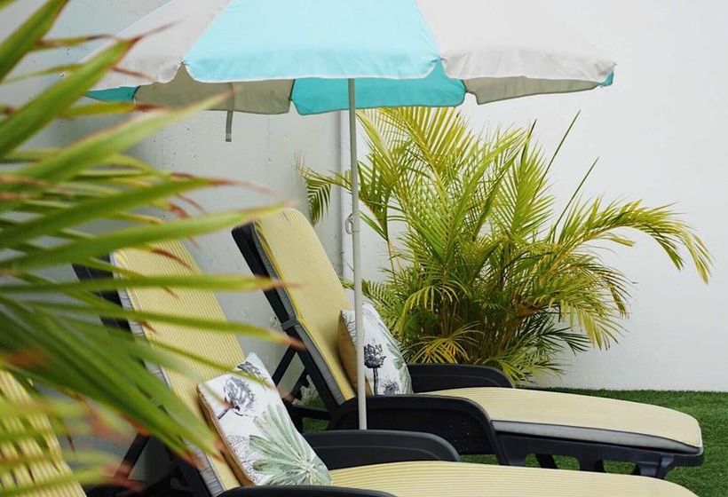 هتل Yucca Villas