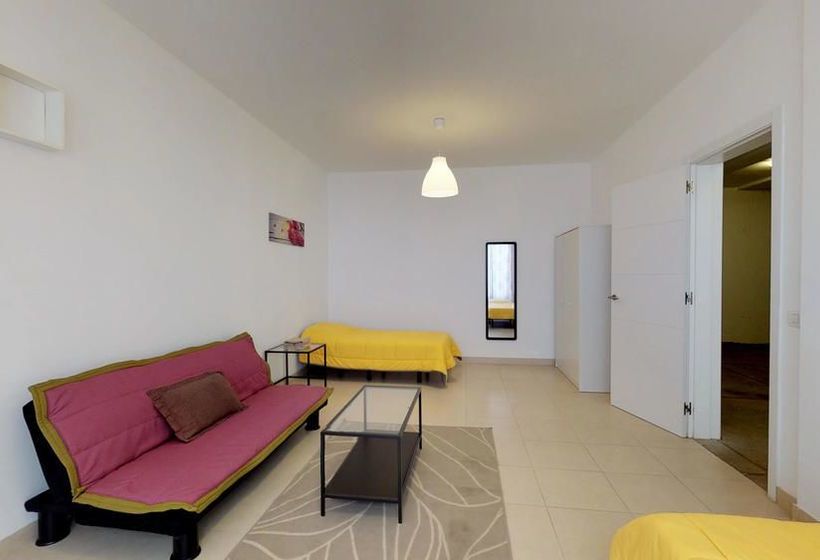 هتل Yucca Villas