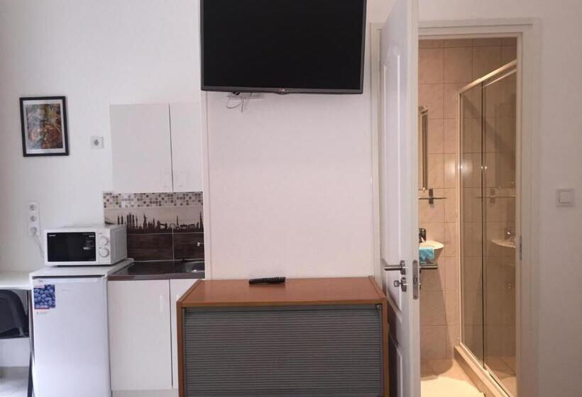 ペンション Omega Guesthouse Budapest