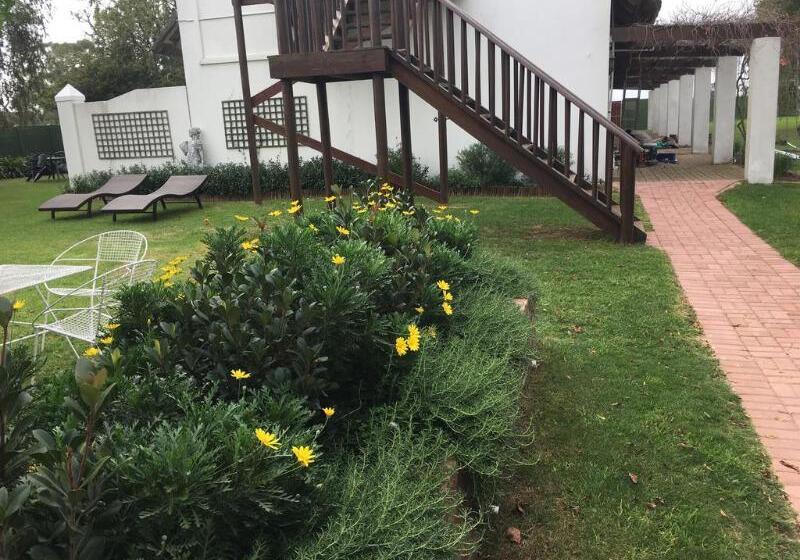 פנסיון Zoutpan Struishuis