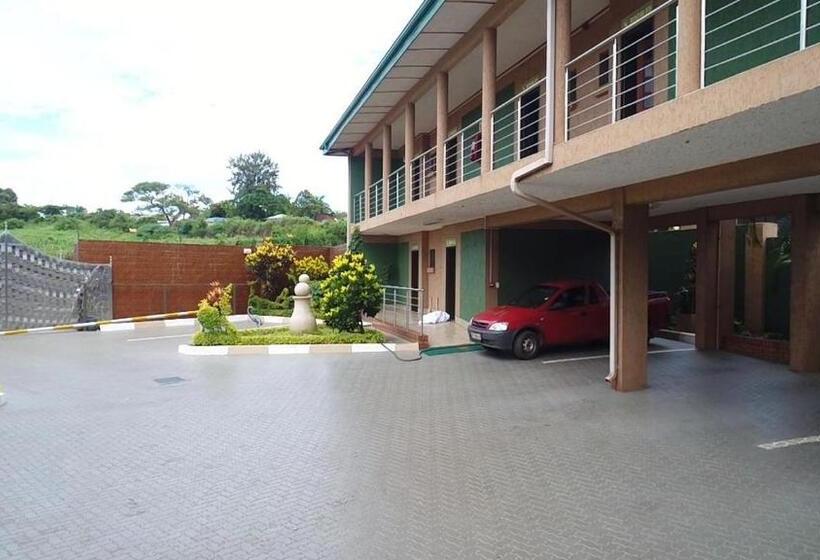 Vhafamadi Bed And Breakfast