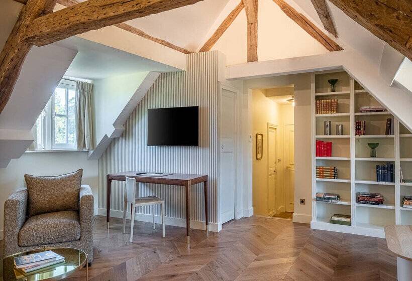 Отель La Borde en Sologne Château & Spa