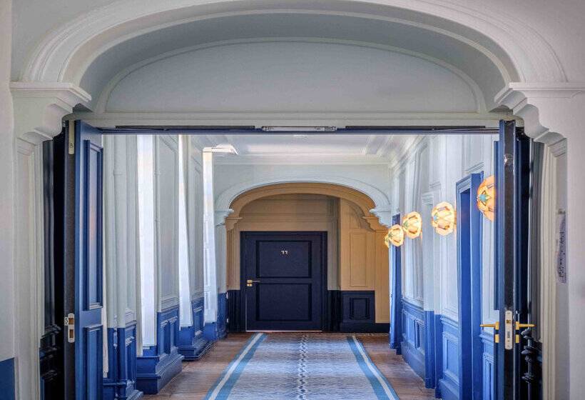 Отель La Borde en Sologne Château & Spa