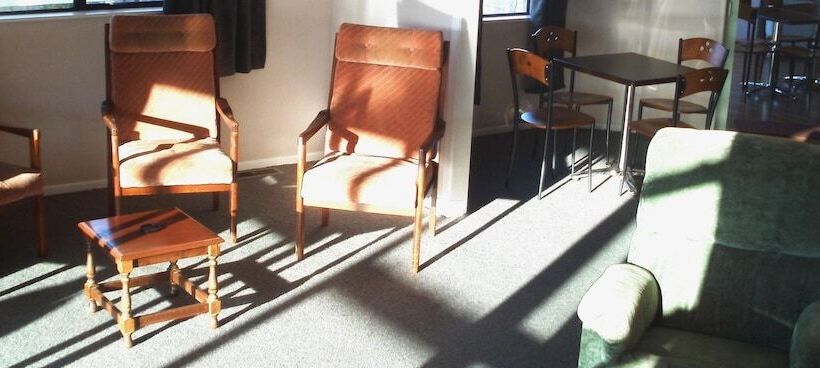 Arcadia   Hostel