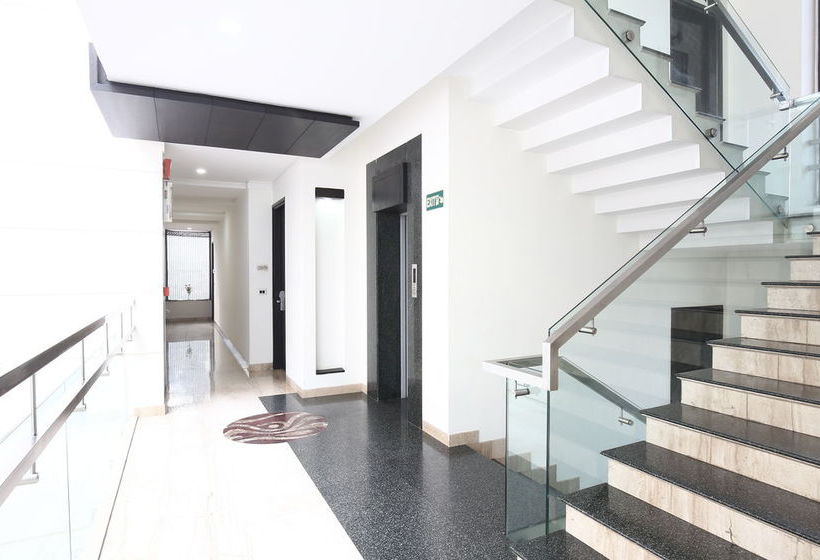 Fabhotel New Friends Colony