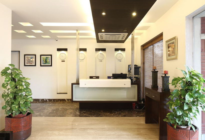 Fabhotel New Friends Colony