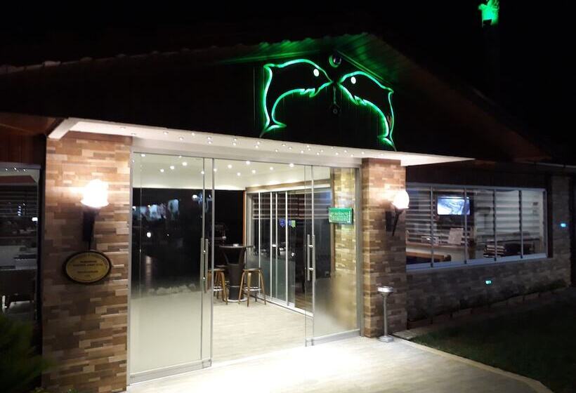 هتل Dolphin Apart &