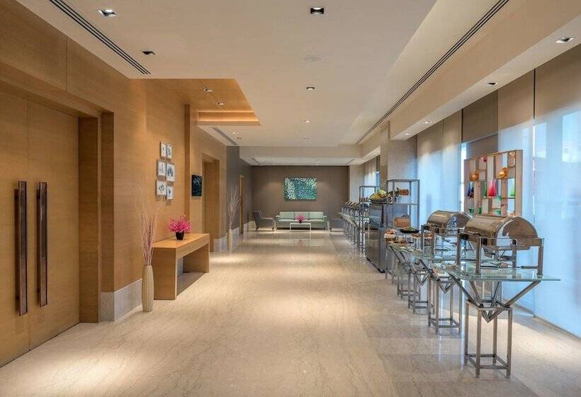 Feathers  A Radha Hotel, Chennai