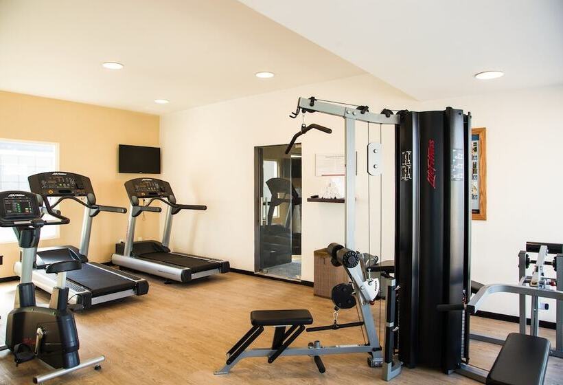 Отель Fiesta Inn Queretaro Centro Sur