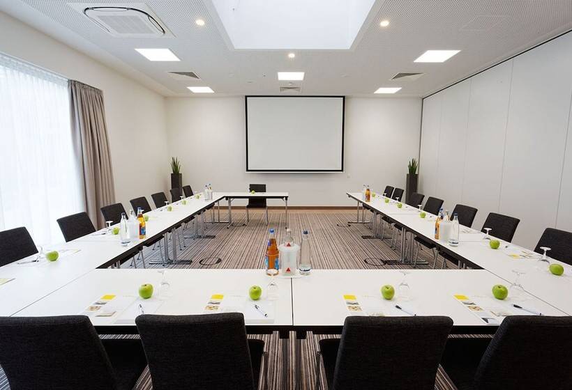هتل Four Points Flex by Sheraton Essen
