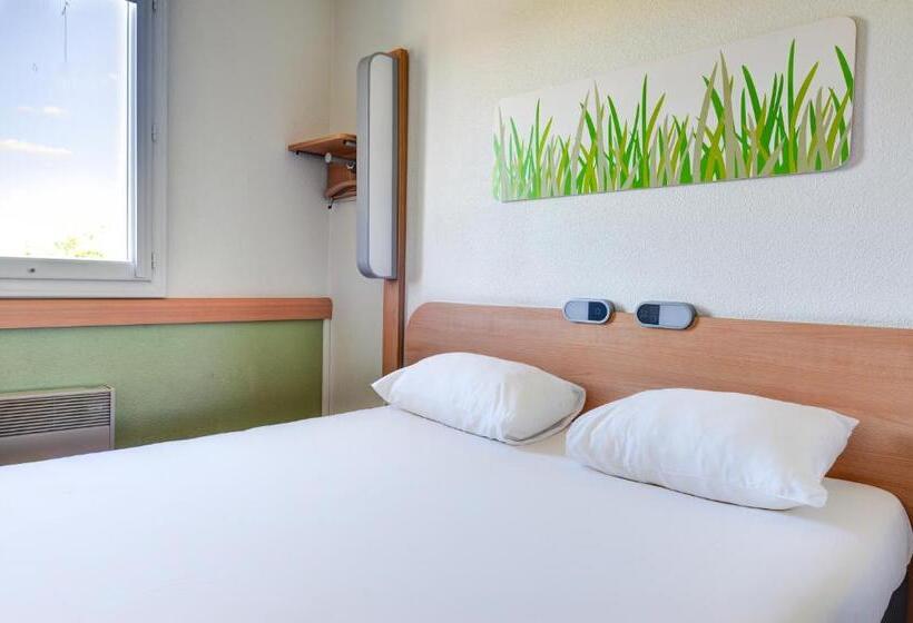 هتل Ibis Budget Orly Chevilly Tram 7