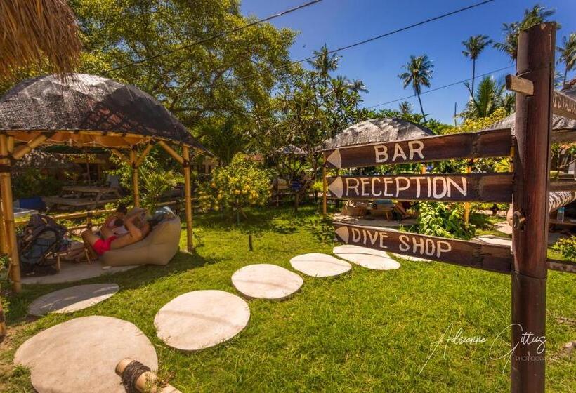 هتل Oceans 5 Dive Resort