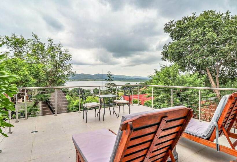 بنسيون Galagos Lodge