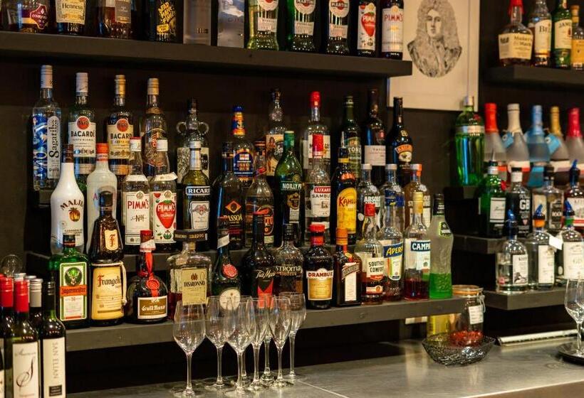 بنسيون Karma St. Martin S