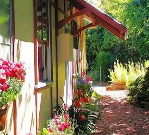 Secrets Hideaway