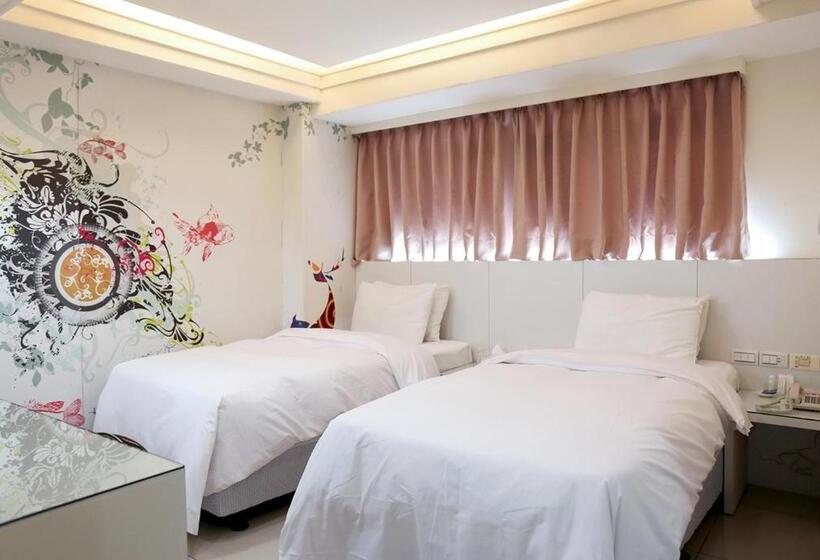 هتل Beethoven Express