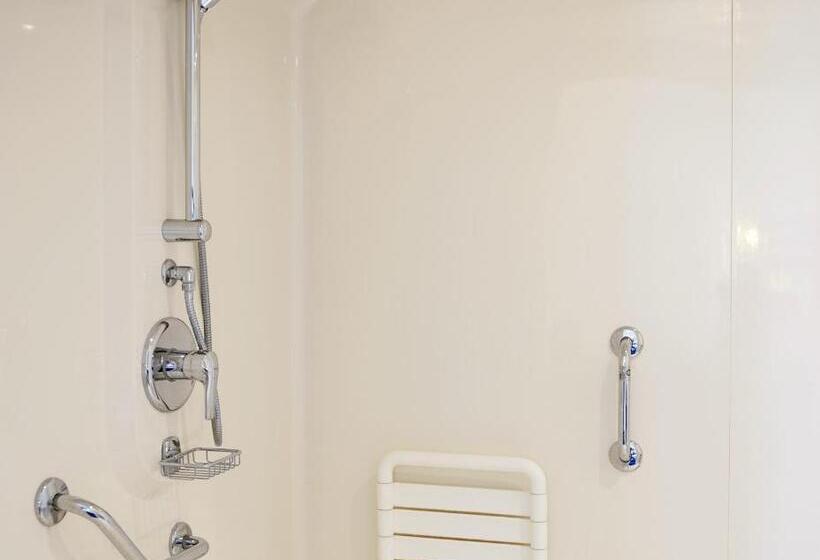 Отель Ibis Budget Besancon Ouest