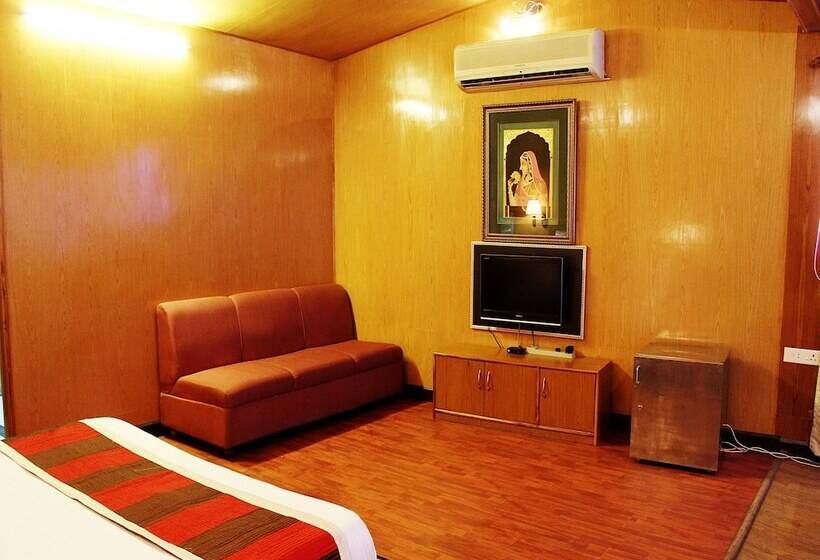 فندق Oyo Rooms Pratap Bas Alwar