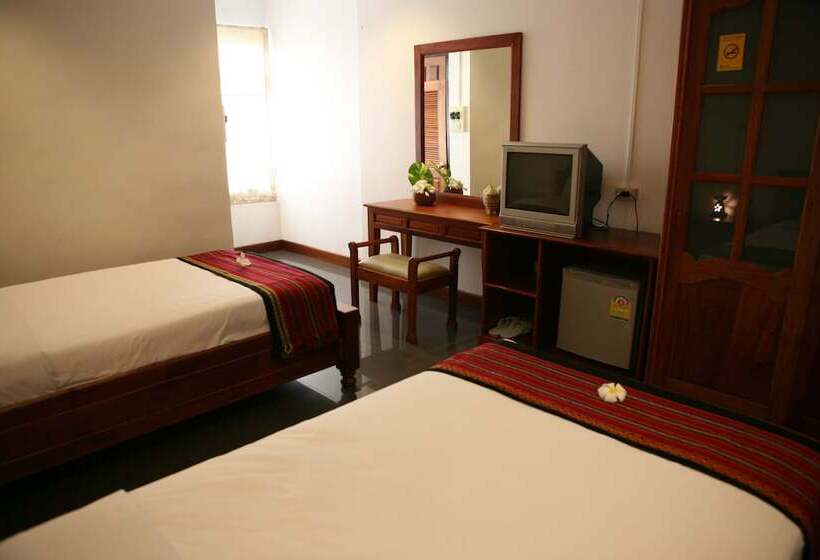 پانسیون Alisa Guesthouse