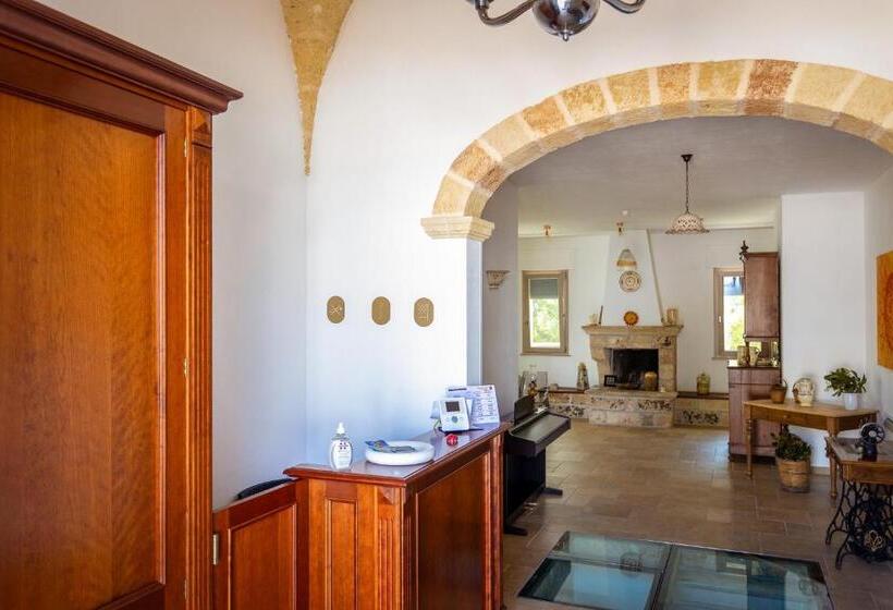 Bed and Breakfast Villa Giardino Delle Zie  Possibilità Di Servizio Mezza Pensione Cena Al Tavolo Colazione Vicino Osp