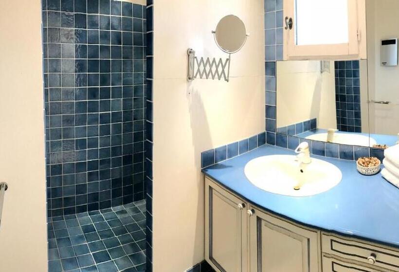 مبيت وإفطار Villa La Source 83   Room Close To St Tropez