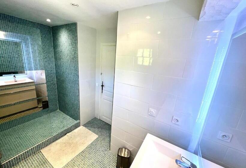 مبيت وإفطار Villa La Source 83   Room Close To St Tropez