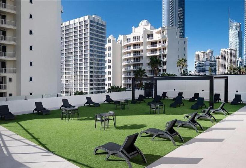 هتل Designer Suites Versace On View