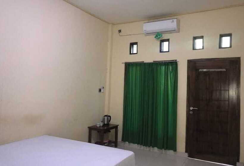 هتل Oyo 92608 Penginapan Mc Lodge