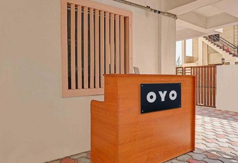 בית מלון כפרי Oyo Flagship 81392 Royal Plazza Homestay
