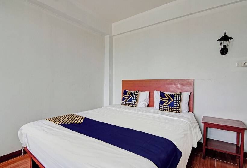 هتل Spot On 92599 Pondok Anggrek Syariah