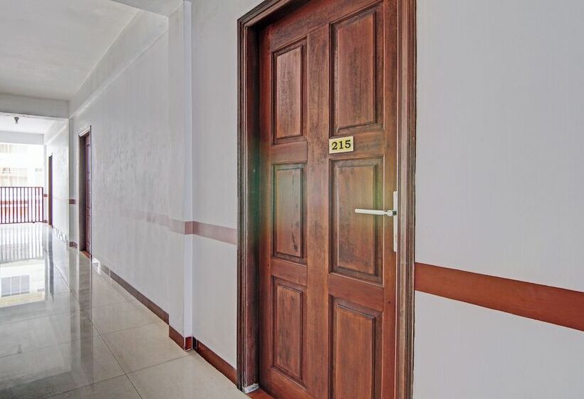 هتل Spot On 92599 Pondok Anggrek Syariah