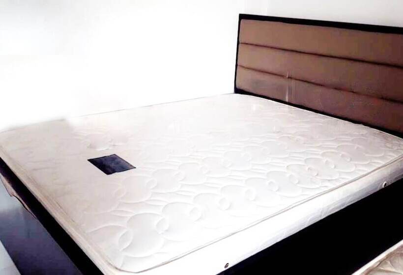 فندق Spot On 92647 Edelweis Homestay