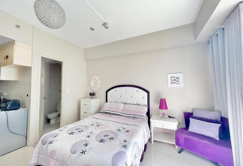 Studio Across Naia T3 W/wifi Netflix