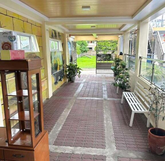 Villa Baldeo Resort