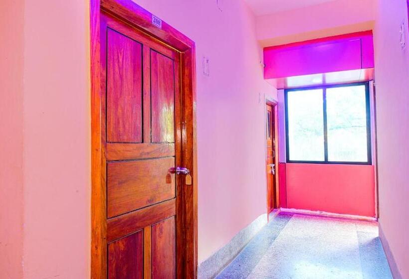 فندق Oyo Flagship 81403c  Mani Tarini