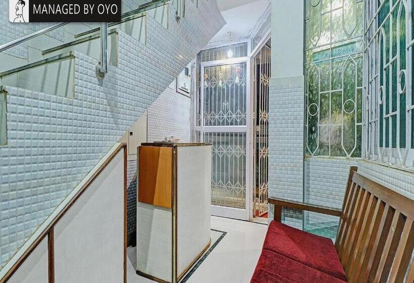 호텔 Oyo Silverkey Executive Stays 81374 Goodstays