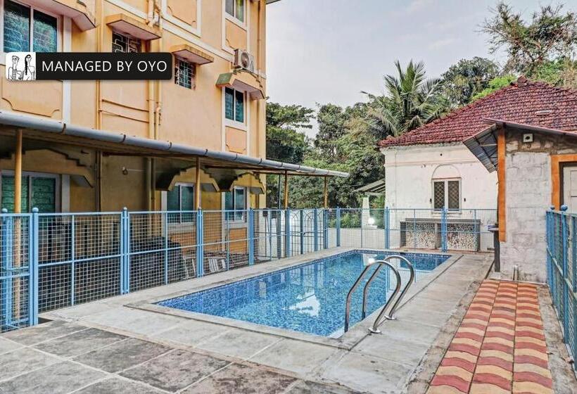 호텔 Oyo Silverkey Executive Stays 81374 Goodstays