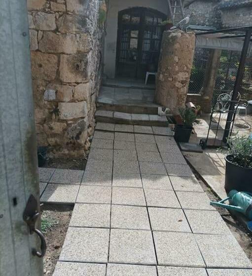 L Atelier De Raymond