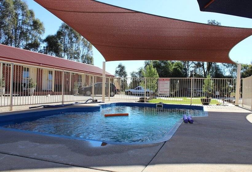 The Lydoun Motel