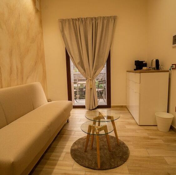 پانسیون Sensoria Naxos Suites